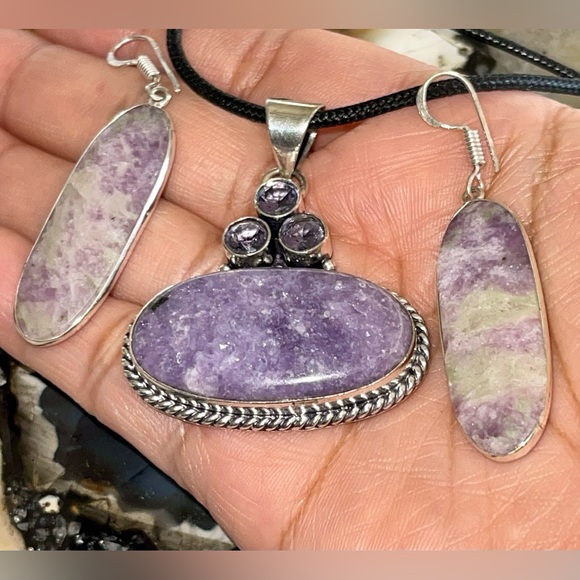 Lepidolite Pendant & Earrings - Picture 7 of 17